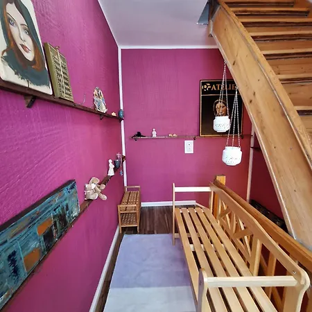 In Refrath Apartment